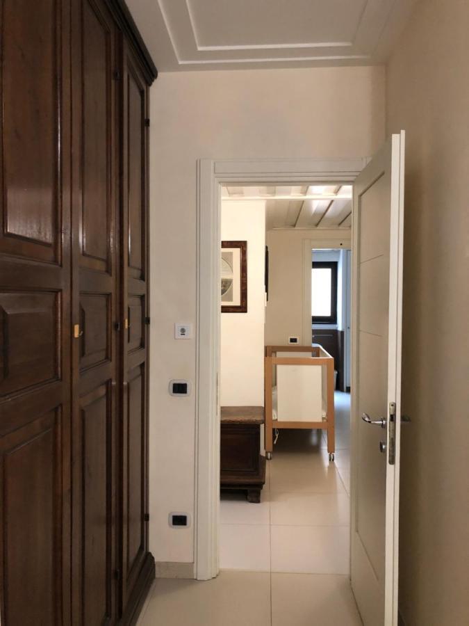 Visconti Apartment. ローマ エクステリア 写真
