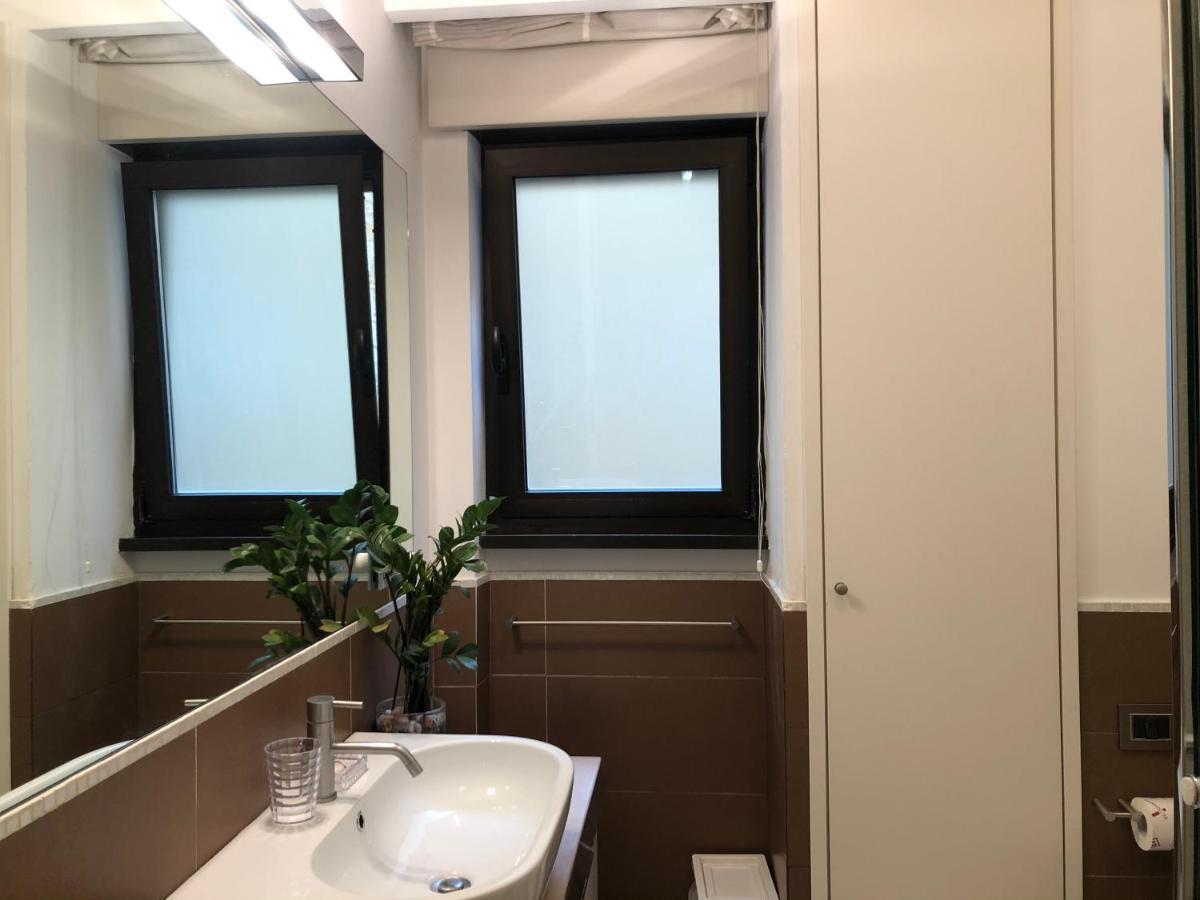 Visconti Apartment. ローマ エクステリア 写真