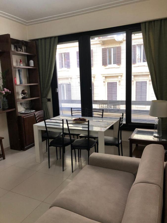 Visconti Apartment. ローマ エクステリア 写真